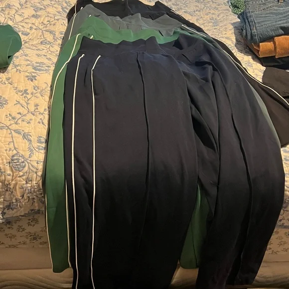 Athleta Navy Blue Athletic Shorts - Picture 2 of 3